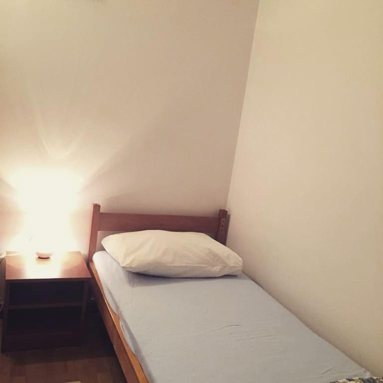 Buffet M Apartments&Rooms Obrovac Buitenkant foto